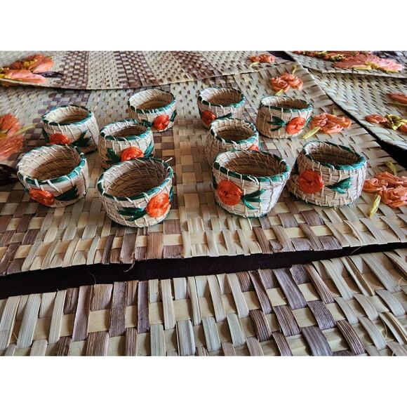 PLACEMENTS & NAPKIN HOLDERS-Mexican -Woven Straw 6 Placemats & 10 Holders - Picture 7 of 15